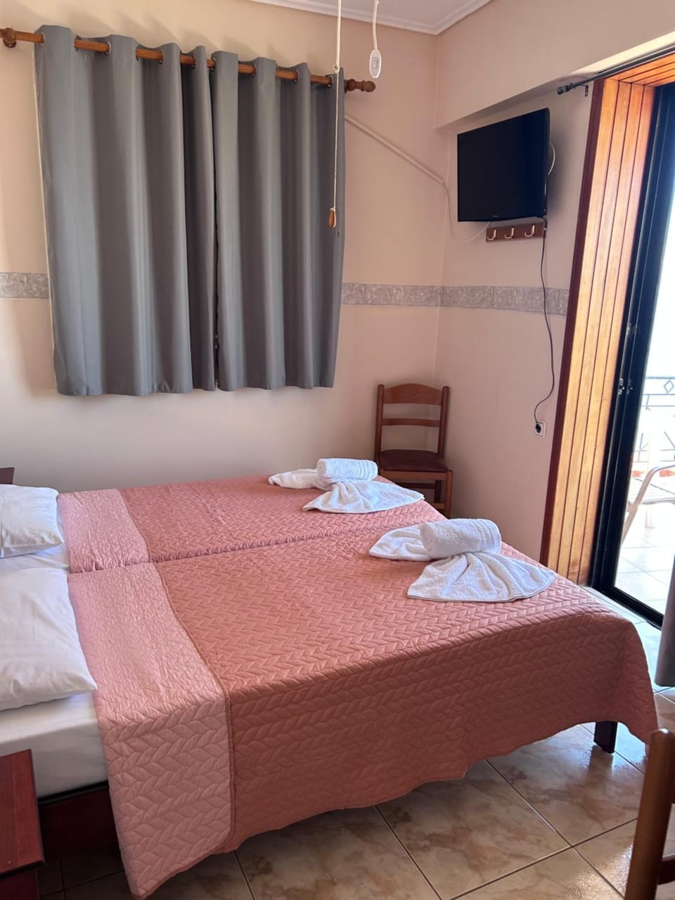 Aidipsos Iconic View Apartment in Euboea