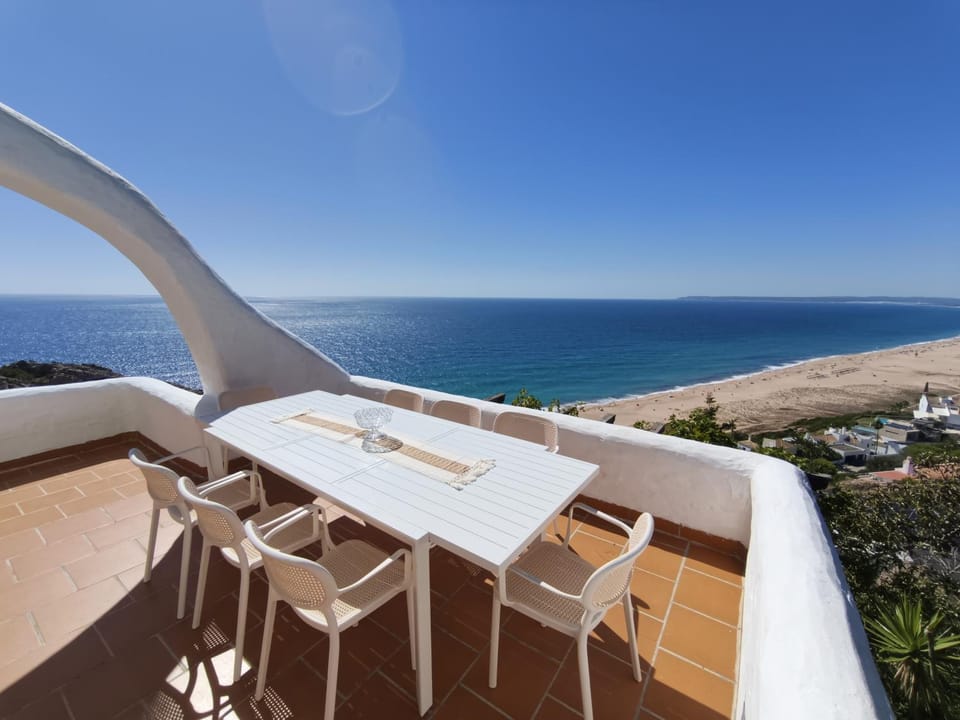 Villa La Roca Atlanterra Villa in Costa de la Luz
