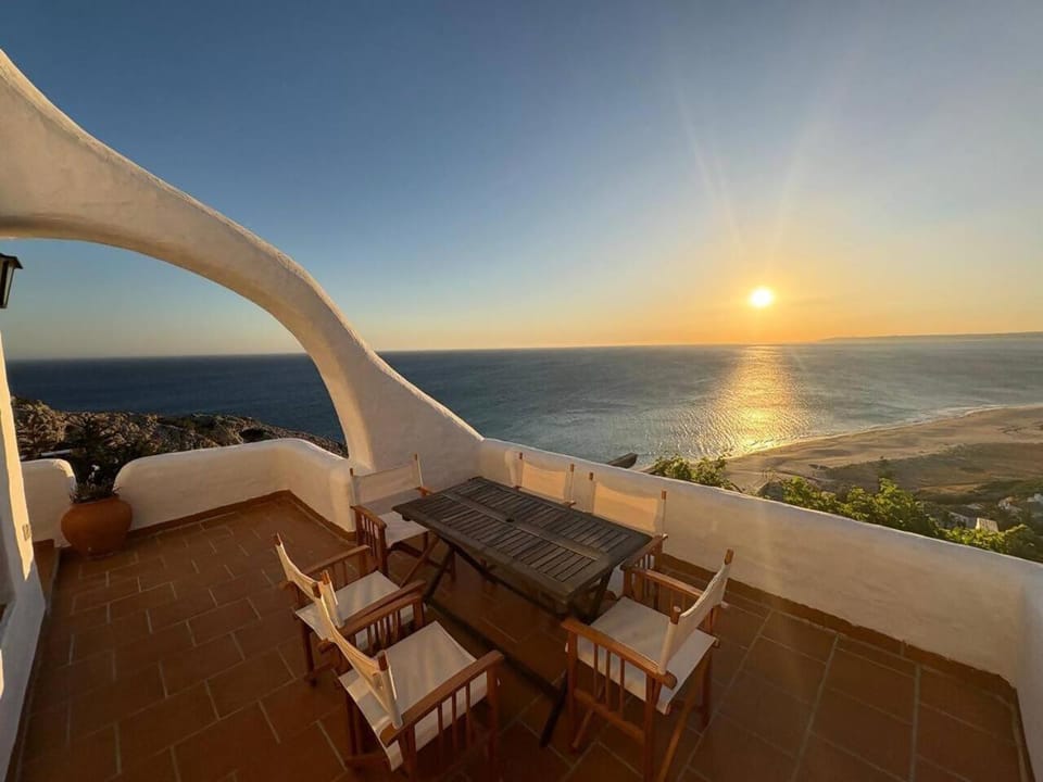 Villa La Roca Atlanterra Villa in Costa de la Luz