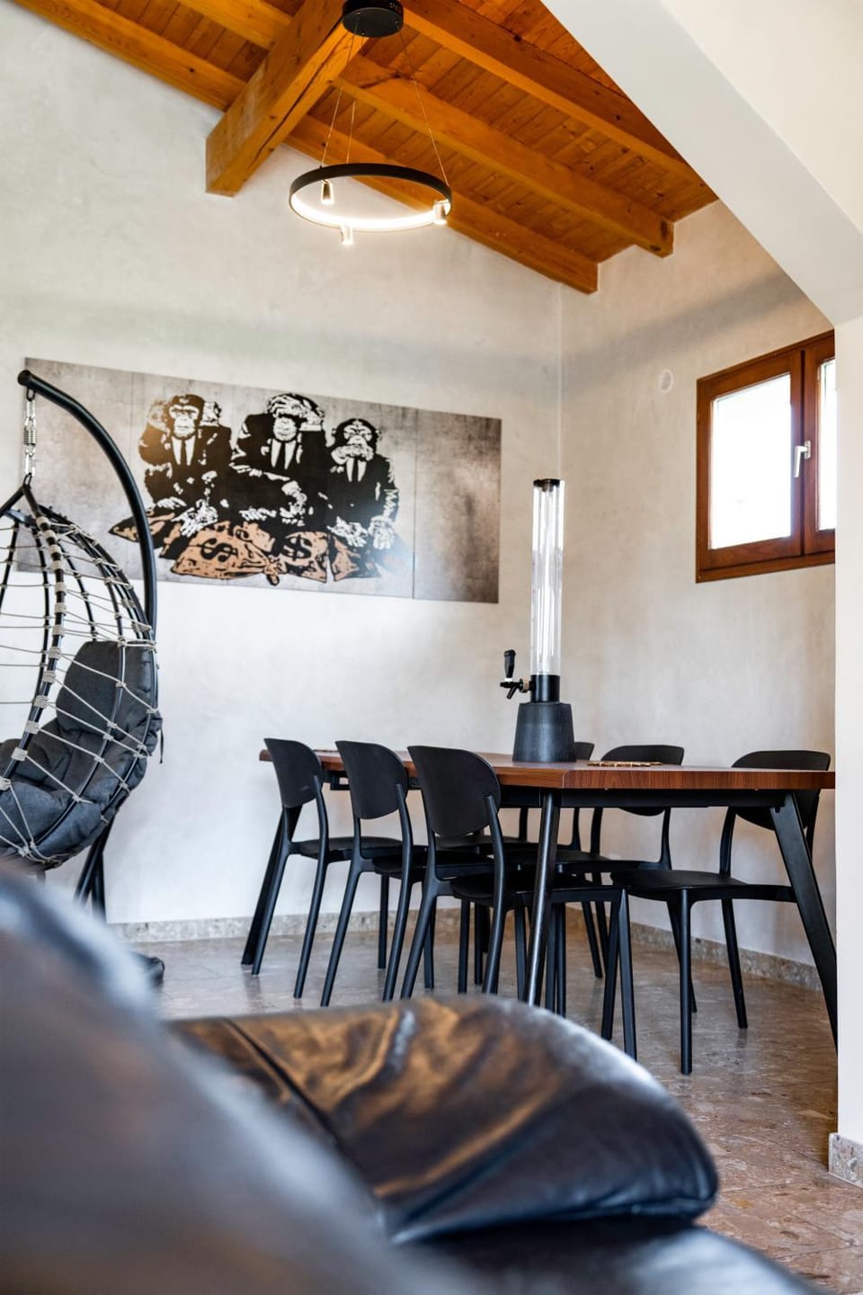 Le Street Art Apartment in Canton of Geneva