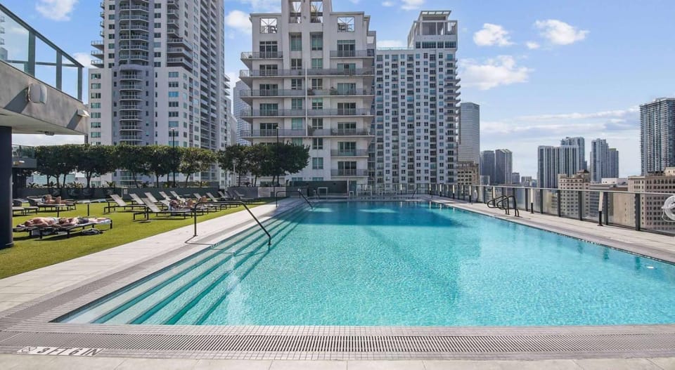 Pool view, Swimming pool