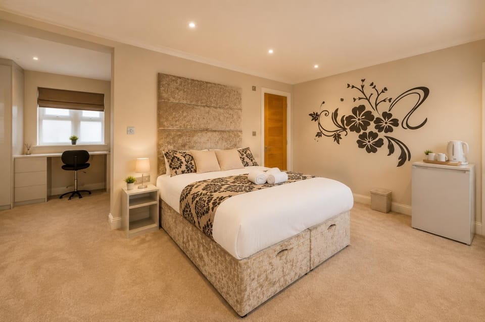 Room C 7C Spectacular Ensuite Stay Vacation rental in Dewsbury