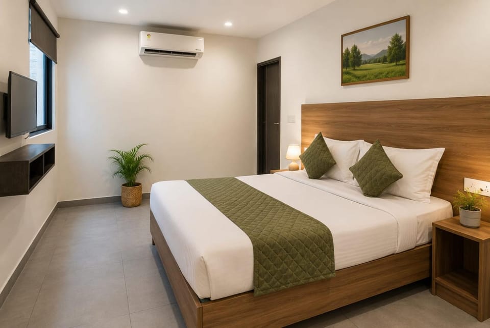 Communal lounge/ TV room, Bed, TV and multimedia, Photo of the whole room, Evening entertainment, Bedroom, air conditioner