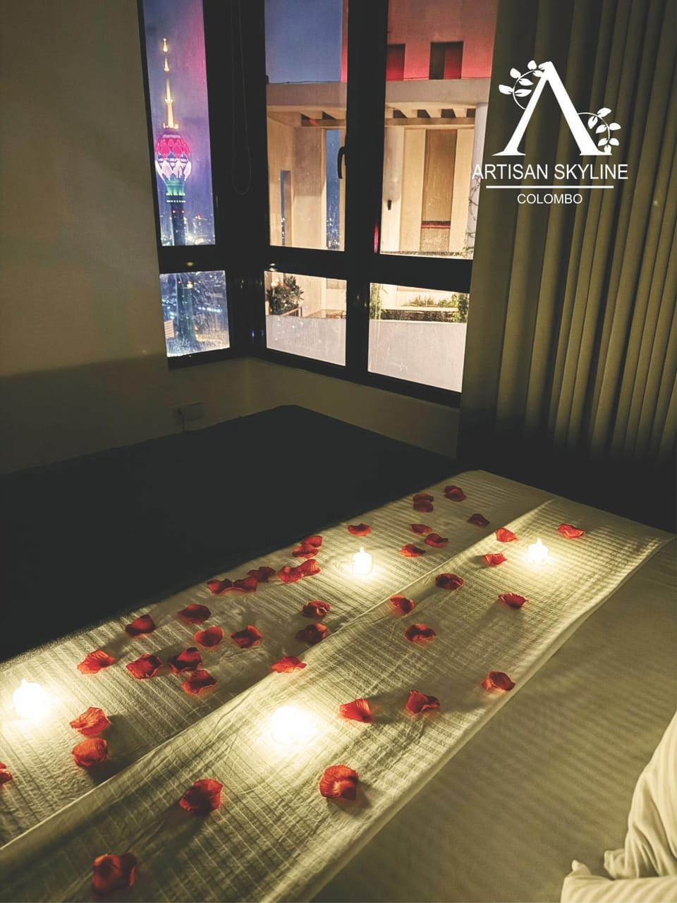 Bedroom, City view, Sea view