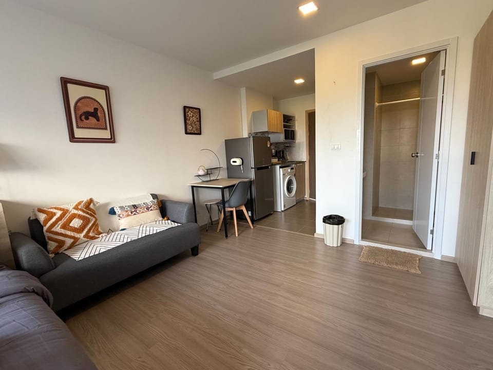 Vay Pothisan Apartment hotel in Pattaya City