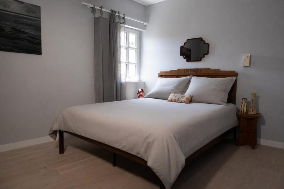 Town House with Private Pool in Arles Center House in Arles
