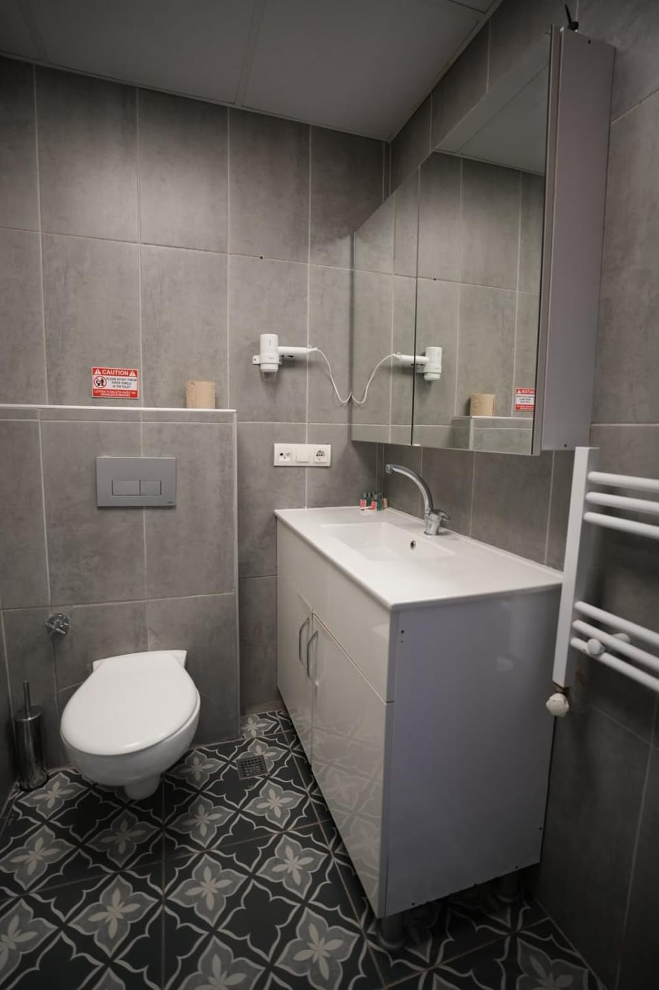 Shower, Toilet, Bathroom, hair dryier