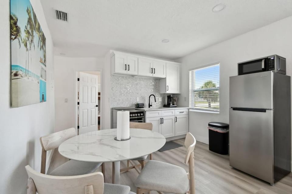 Stylish Treasure Island Getaway - Unit 8 Apartment in Madeira Beach