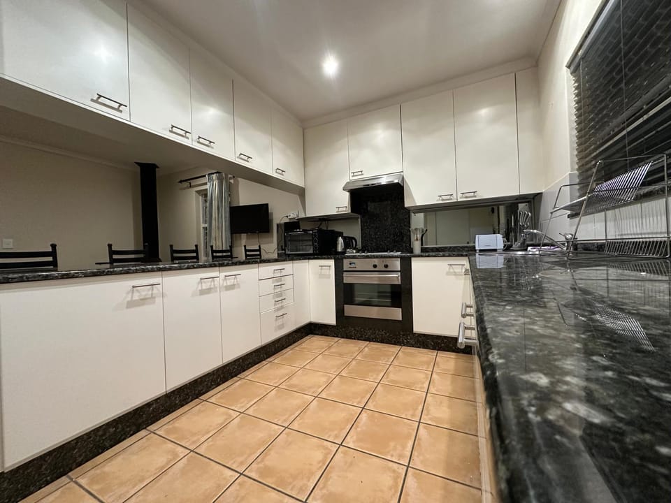 Kitchen or kitchenette, kitchen