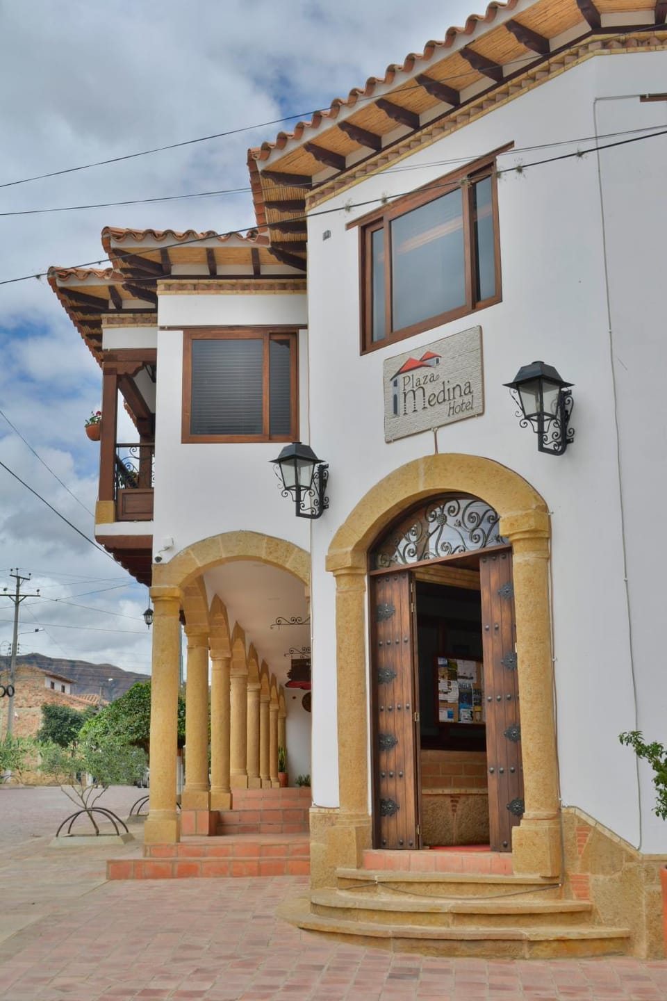 Property building, Facade/entrance