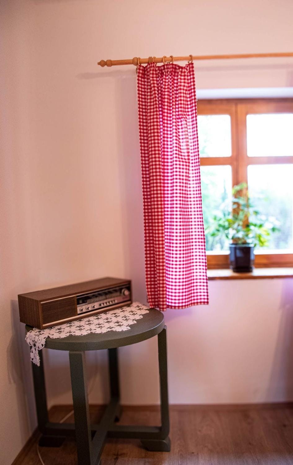 Gaia's Garden - Traditional Slow Living Farmhouse House in Vojvodina
