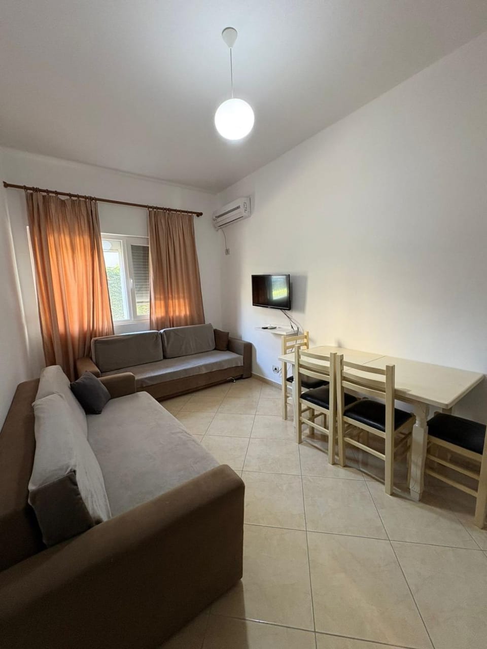 Leos appartaments Apartment in Europe