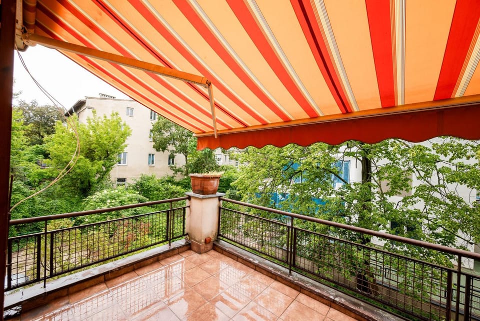 Spring, Day, View (from property/room), Balcony/Terrace