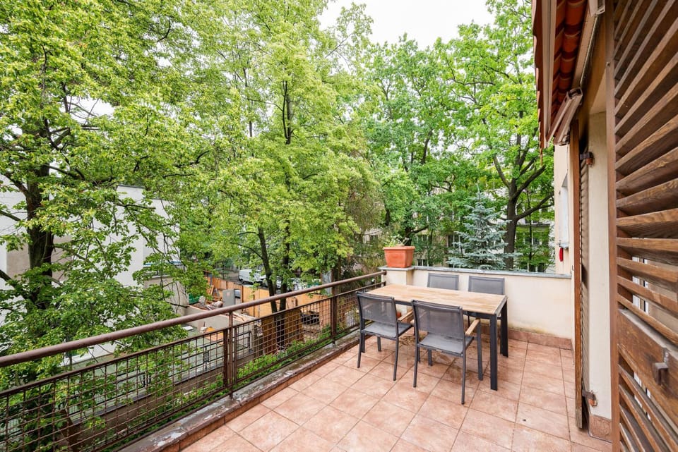 Spring, Day, Natural landscape, View (from property/room), Balcony/Terrace