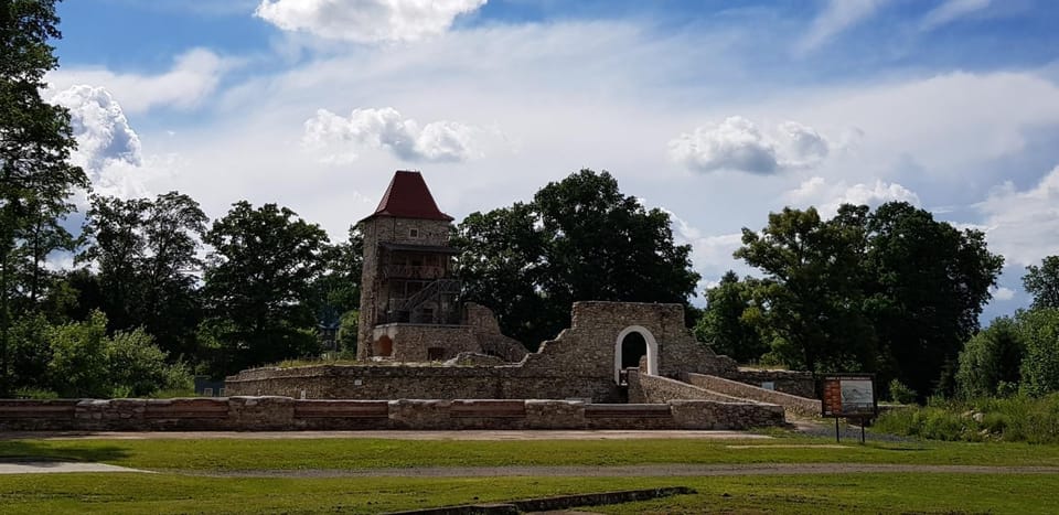 Nearby landmark