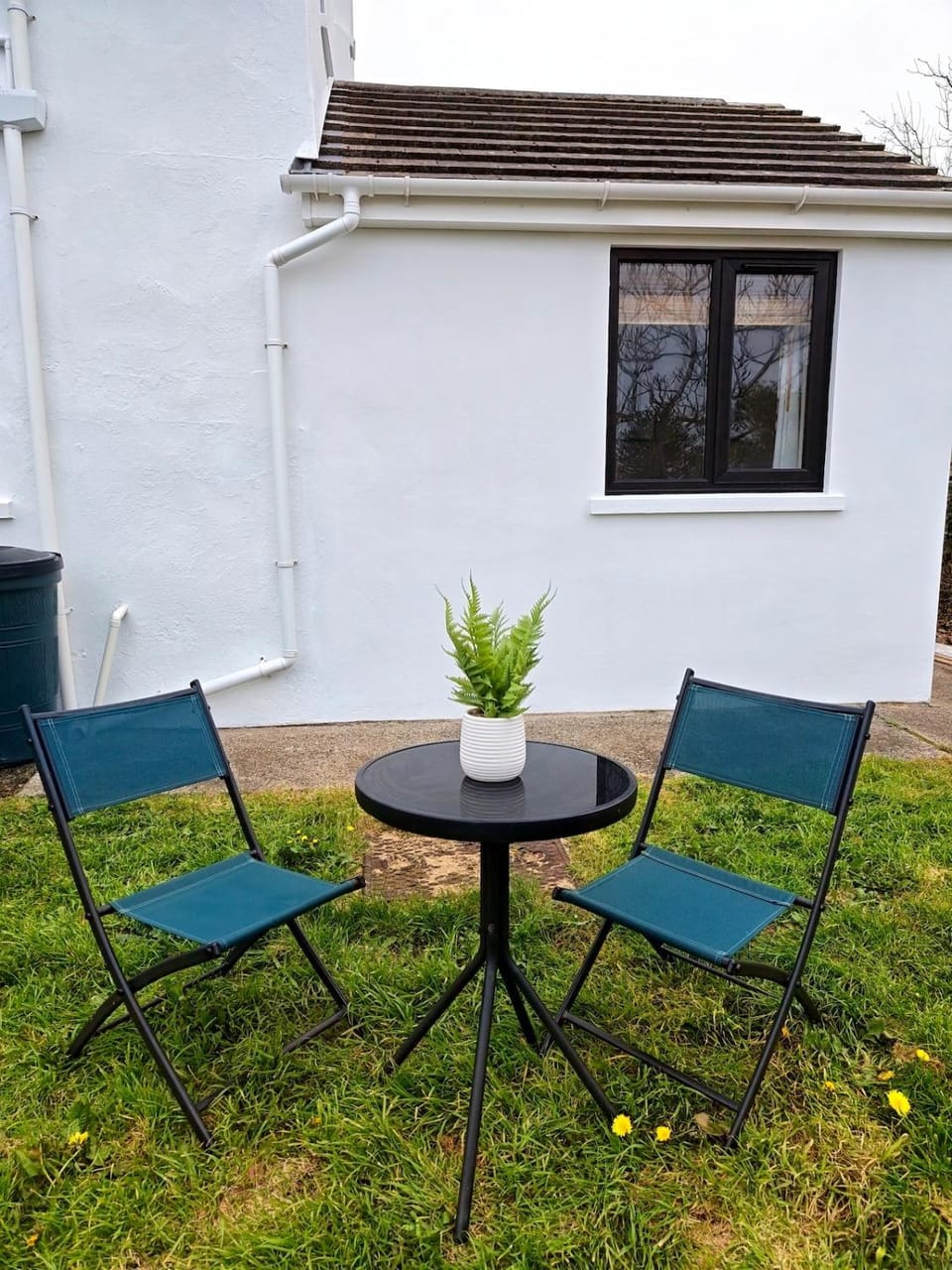 Private Self-Contained Accommodation Apartment in Bideford