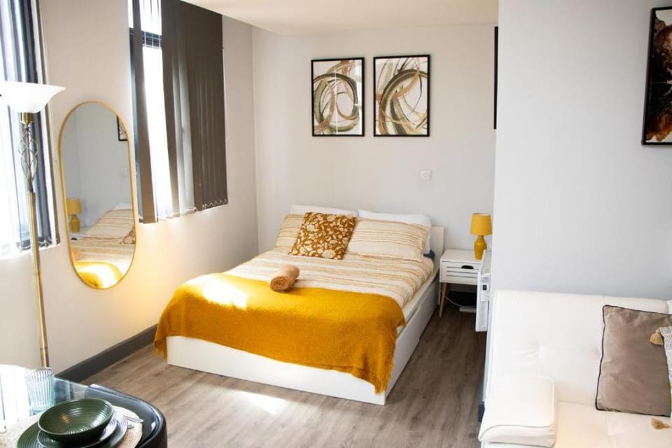 Bed, Bedroom