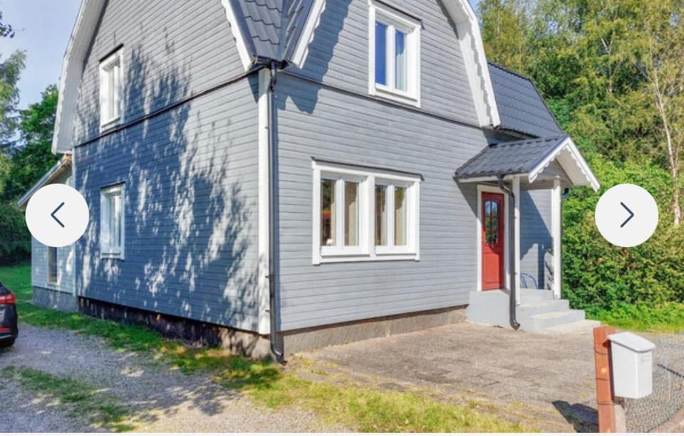 Grå villa Villa in Sweden