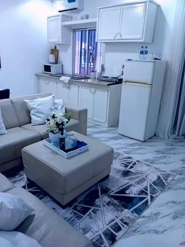 We welcomed our guest with smiles and loving air Apartment in Senegal