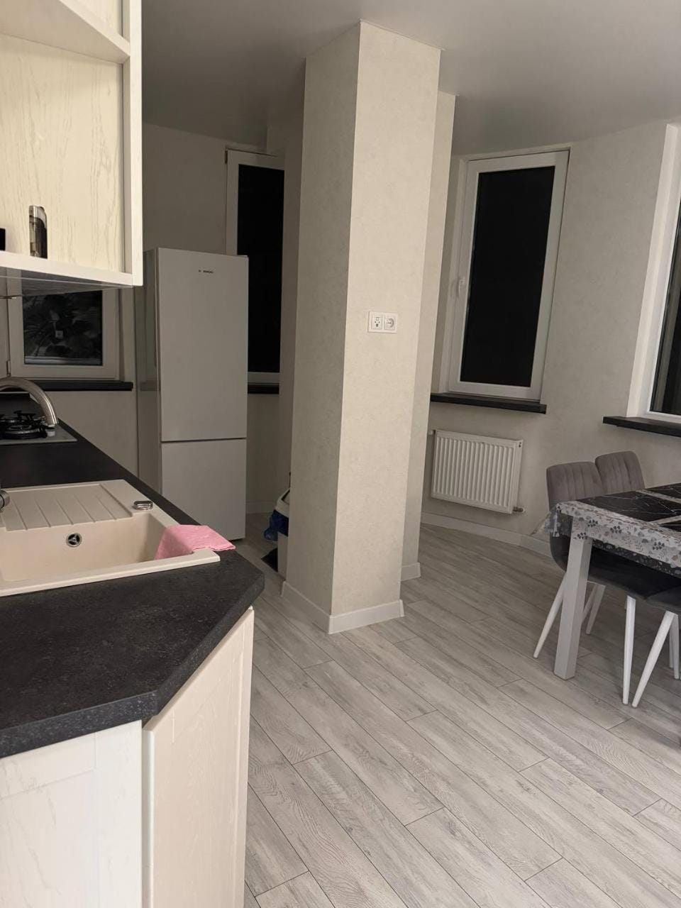 Kitchen or kitchenette, stove