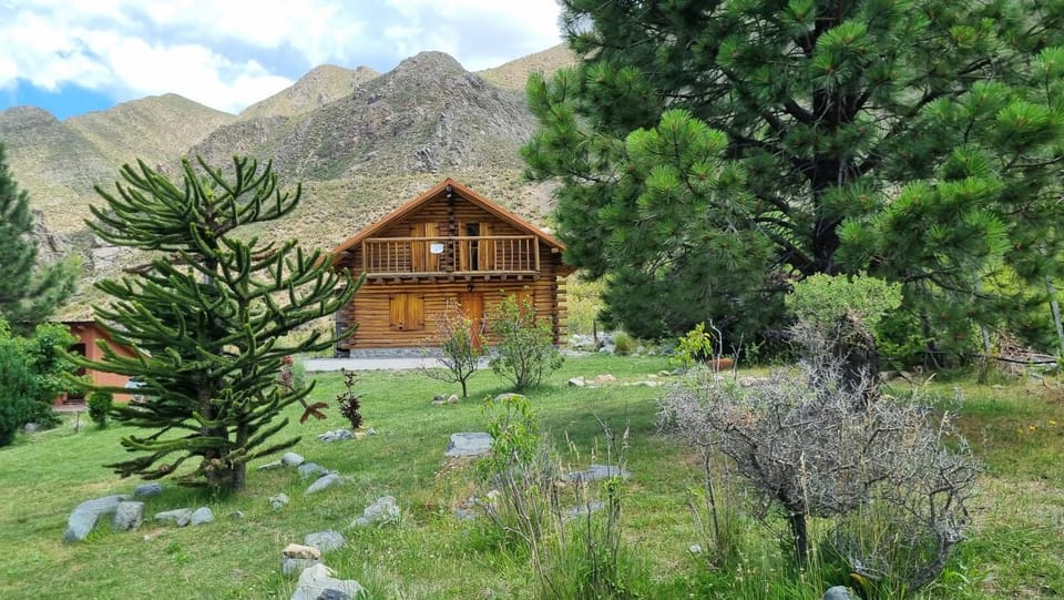 Property building, Day, Natural landscape, Garden view, Mountain view