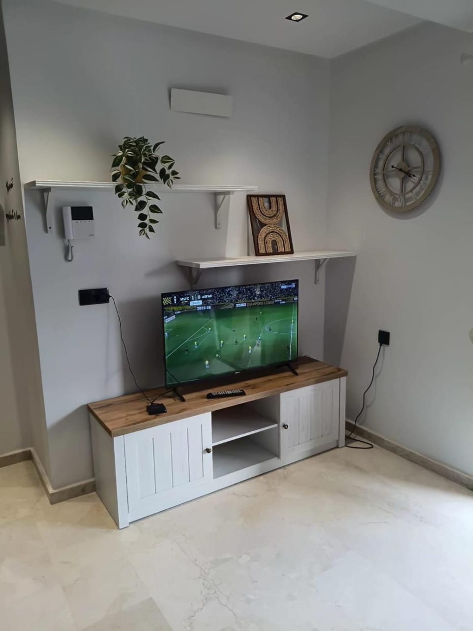Blue Wave Studio Darbouzza Balcony Wifi Apartment in Casablanca-Settat