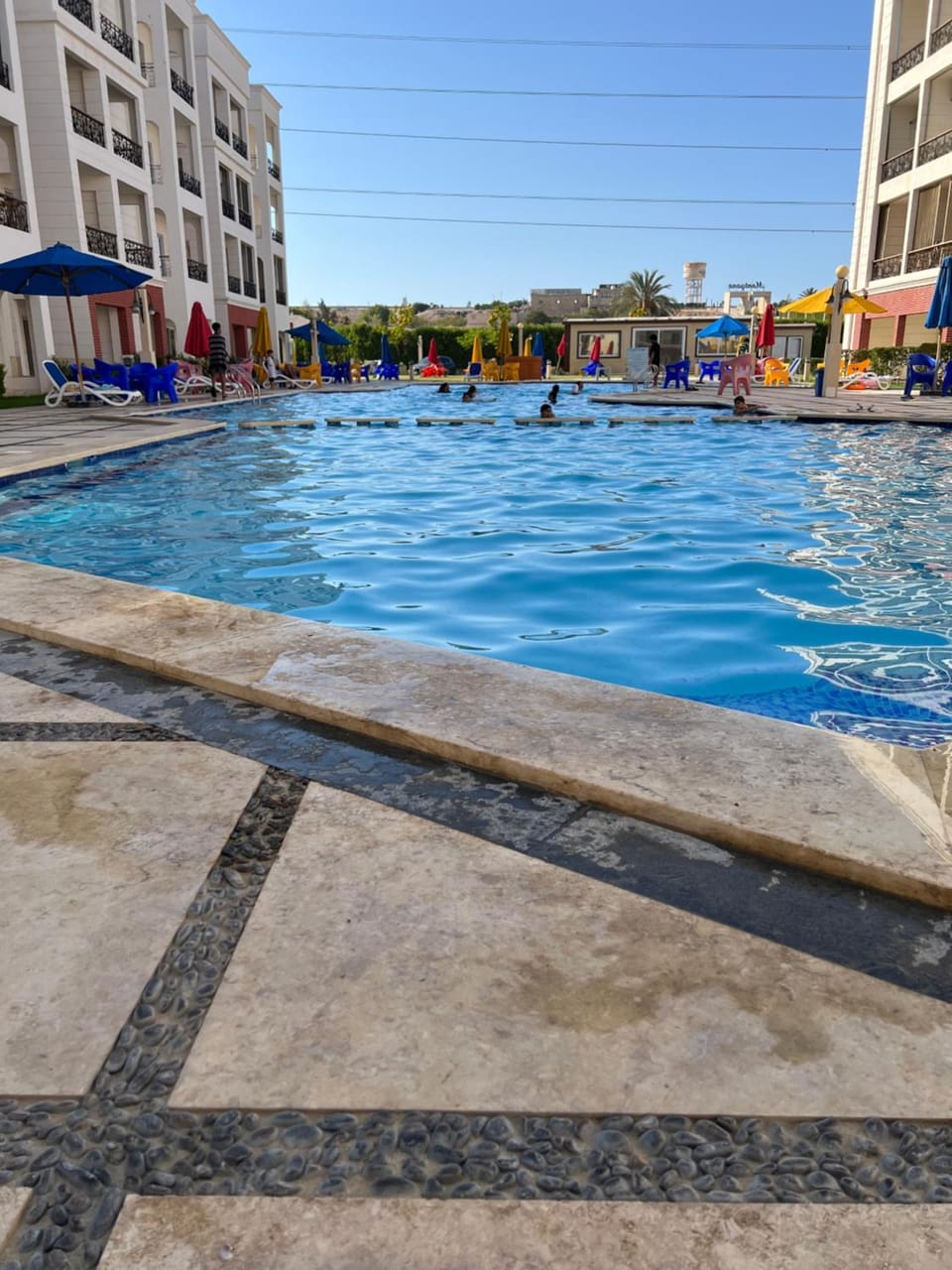 شاليه في منتجع مونتيانو الساحل الشمالي عائلات فقط أو شخص واحد Resort in Egypt