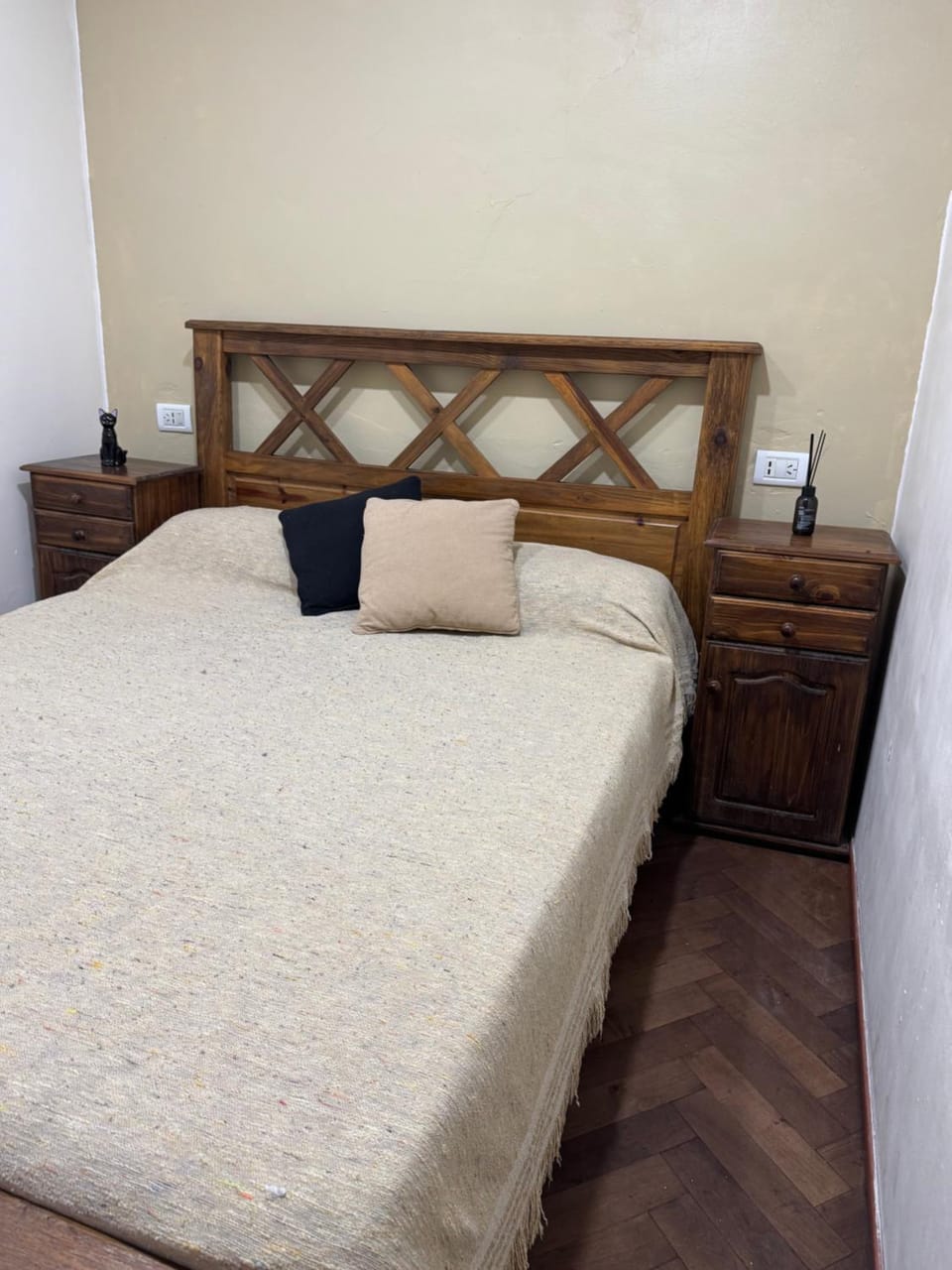 Departamento a metros de Aristides Villanueva y Parque General San Martín Apartment in Mendoza