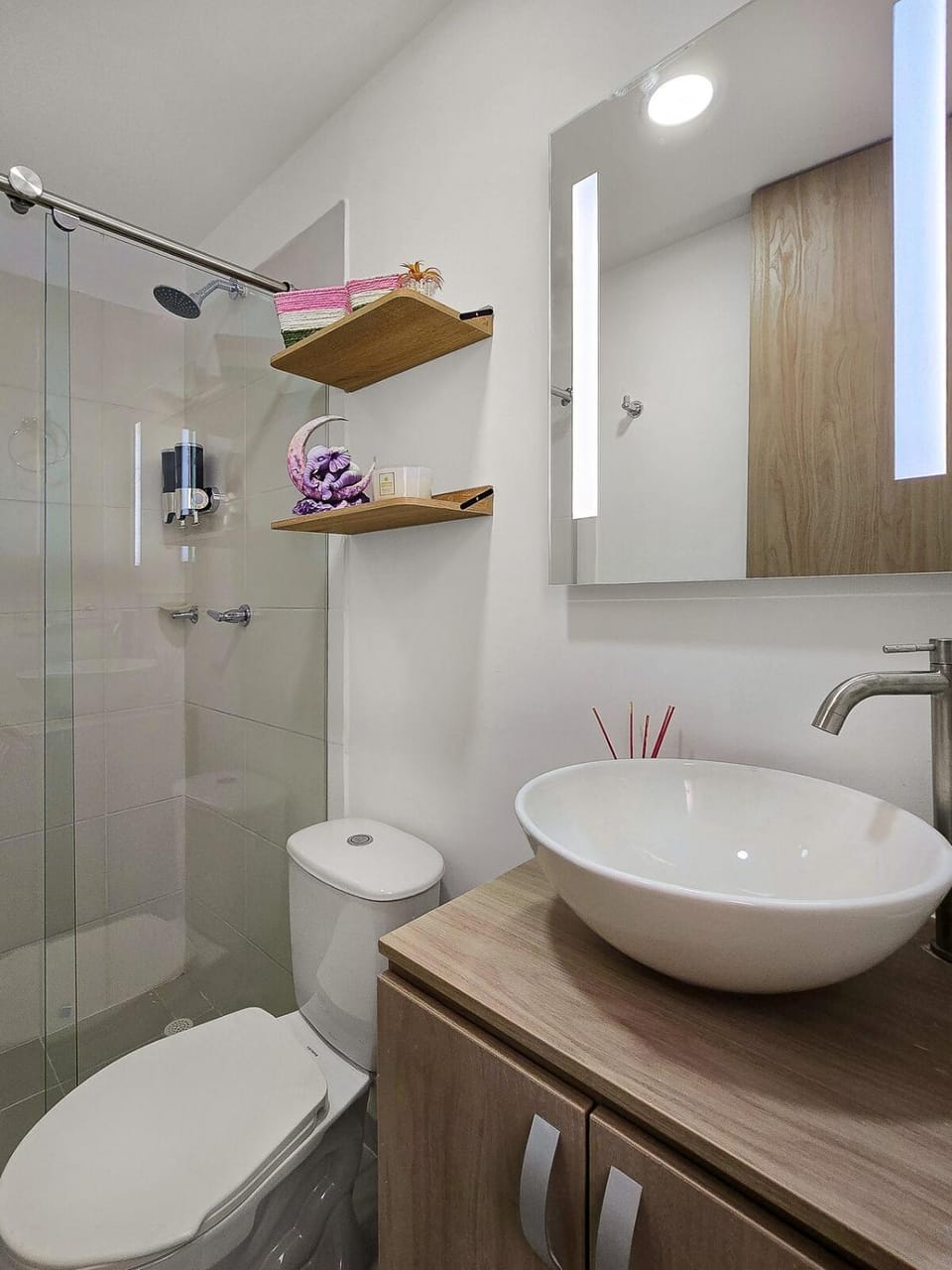 Shower, Toilet, Bathroom