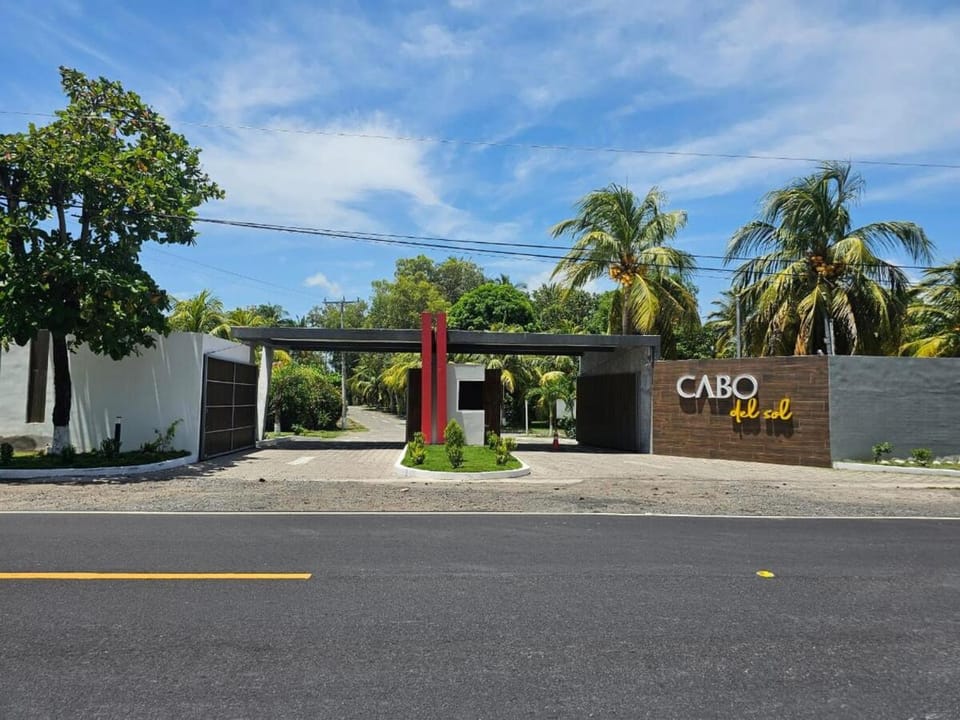 Enjoy Cabo del Sol Costa del Sol House in El Salvador