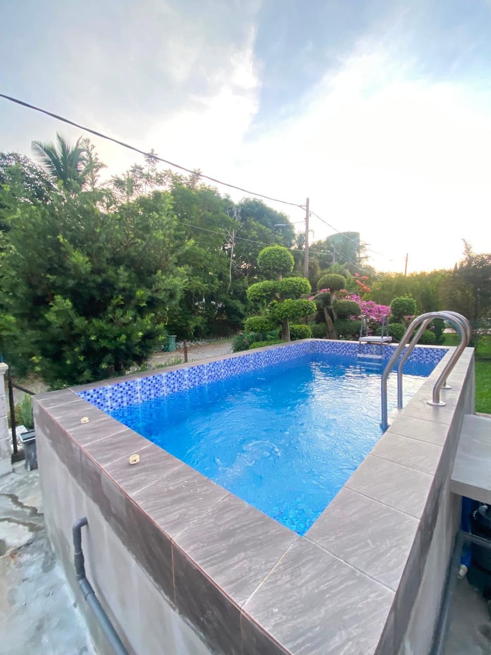 Swimming pool