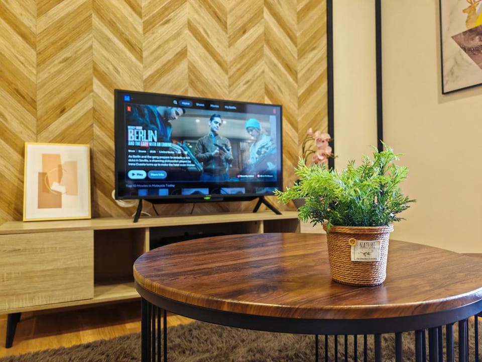 Mykey The Quartz Studio For Couple Netflix Near Jonker Apartment in Malacca