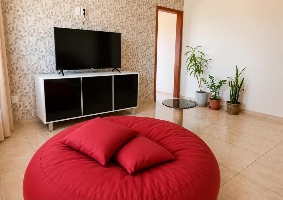 Communal lounge/ TV room, TV and multimedia