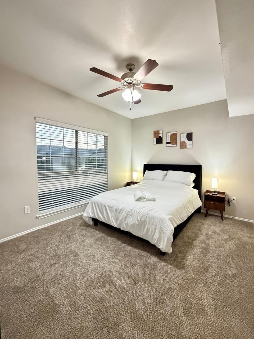 Elegant 1BR with Pool View in Prime Dallas Apartment in Carrollton