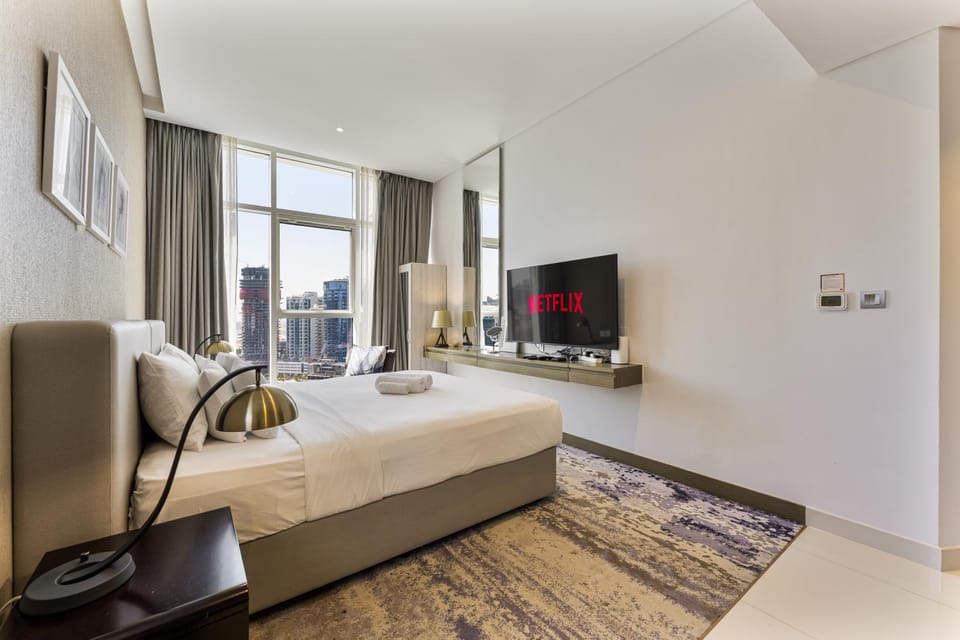 Bed, TV and multimedia, towels, towels