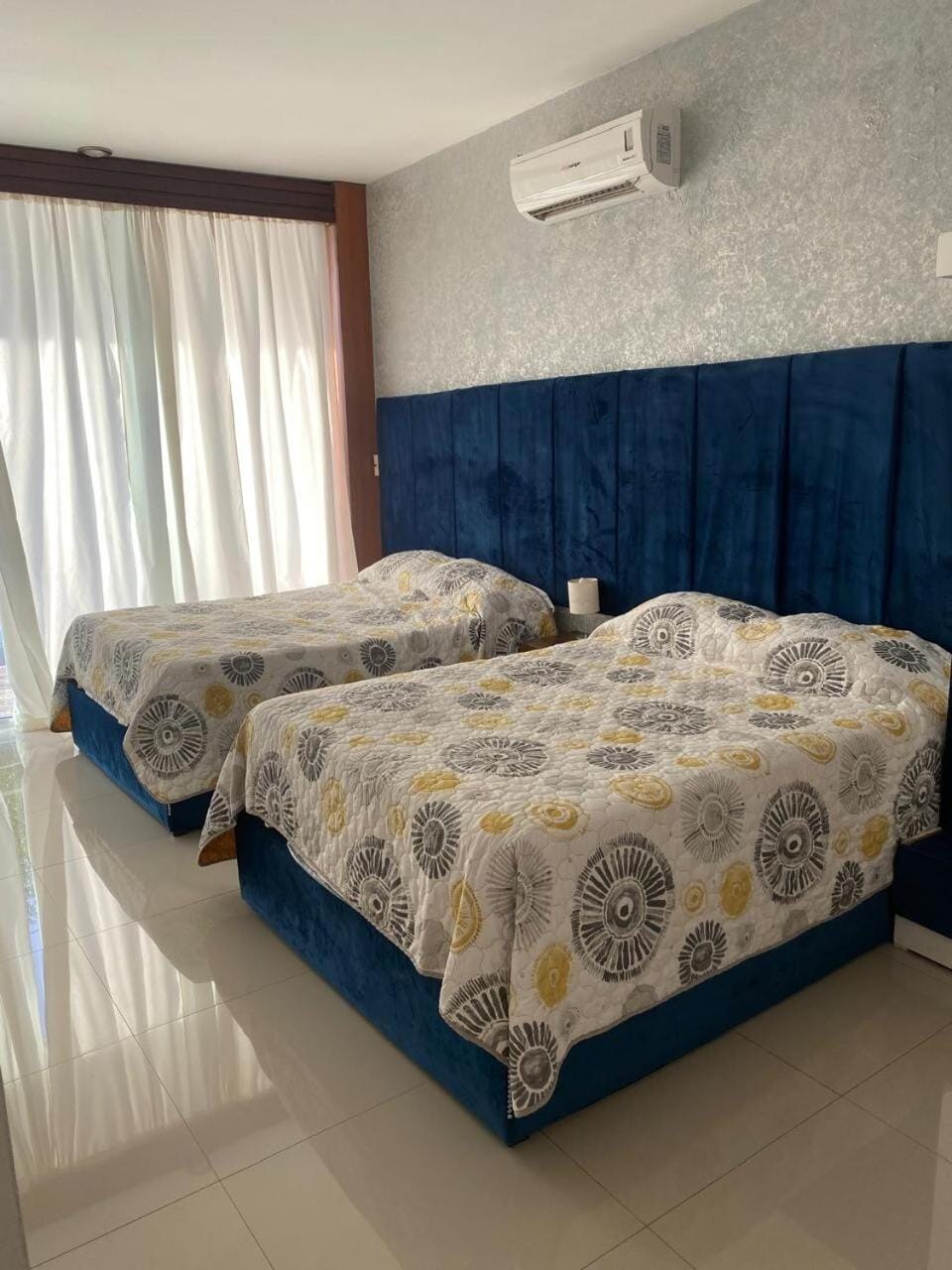 Large vacation home with a pool and private garage House in Culiacan