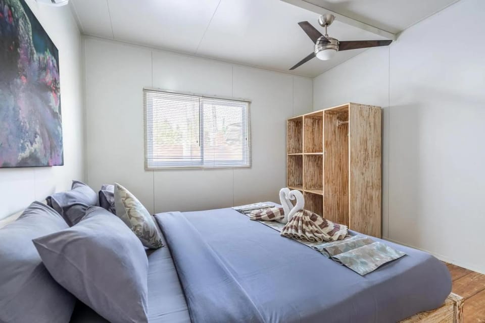 Bed, Bedroom, wardrobe