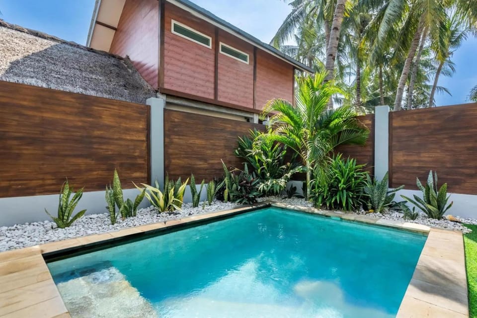 Garden, Swimming pool