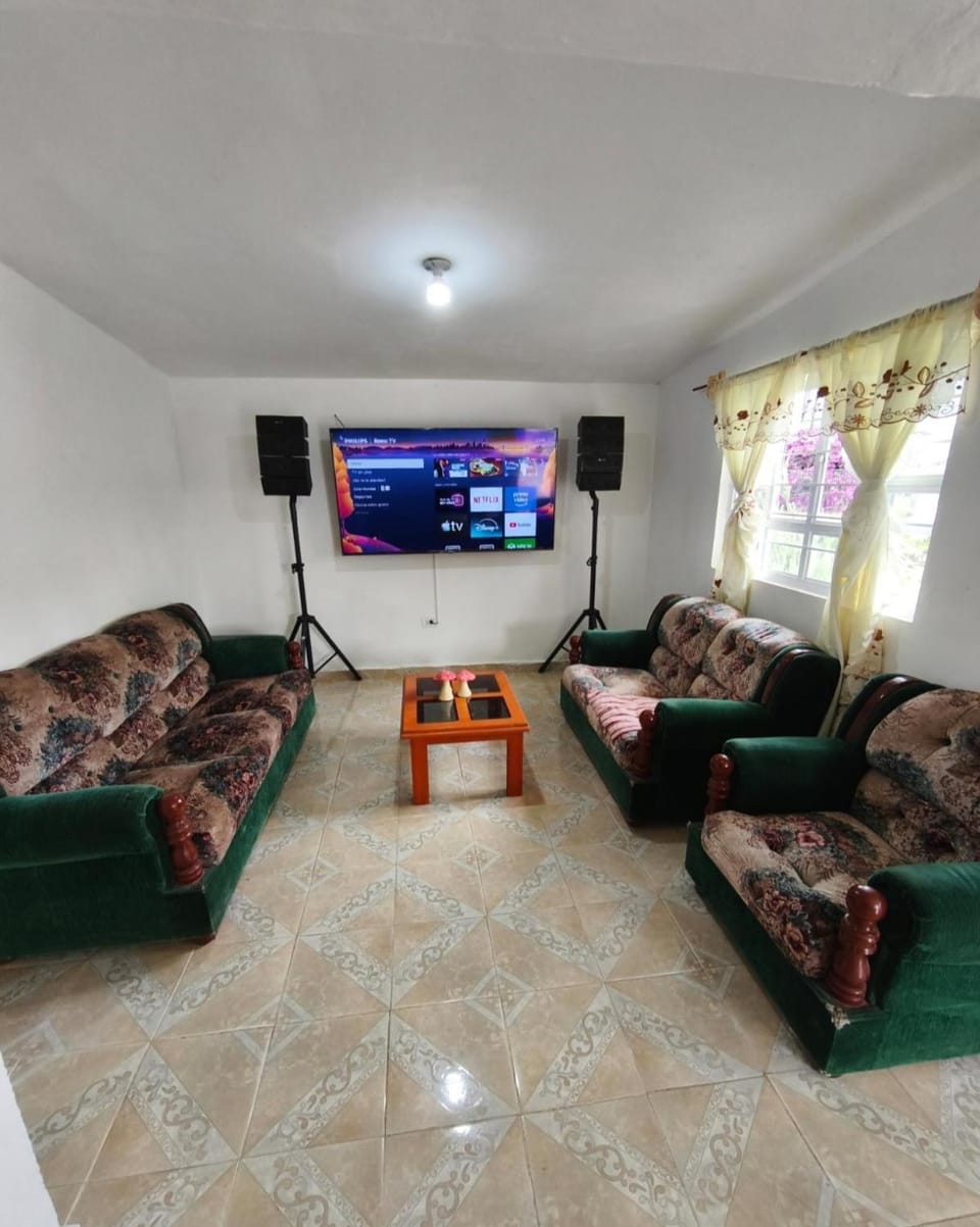 Communal lounge/ TV room, Communal lounge/ TV room, Karaoke