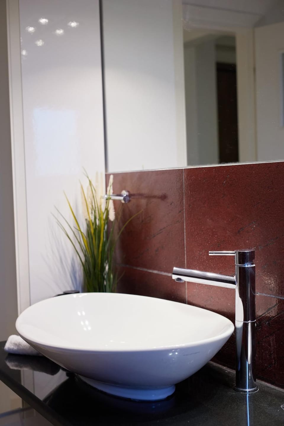 Le Bleu, Stylish Apartment steps from the Sea Apartment in East Attica Regional Unit, Greece