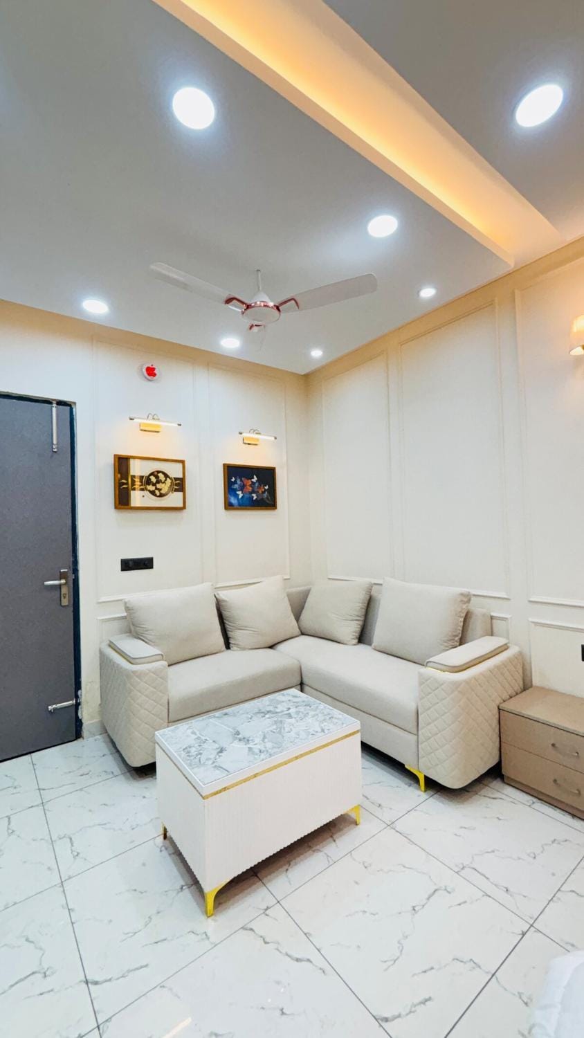 auspicious by suncozy nest Apartment in Noida