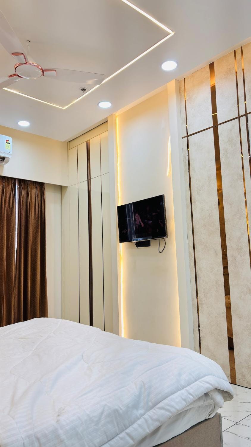 auspicious by suncozy nest Apartment in Noida