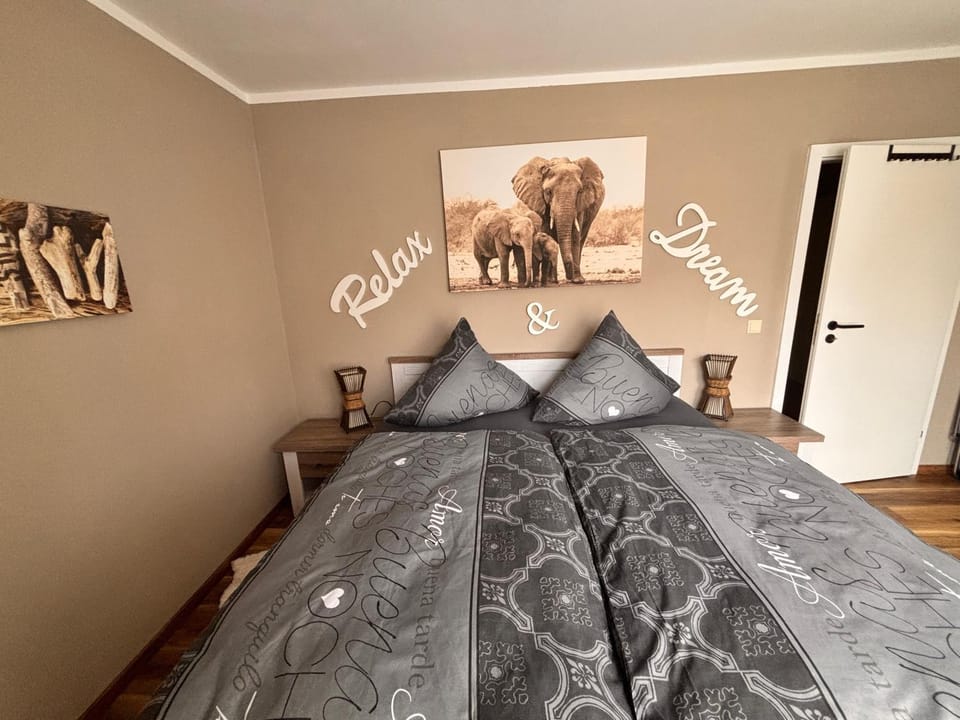 Living room, Bedroom
