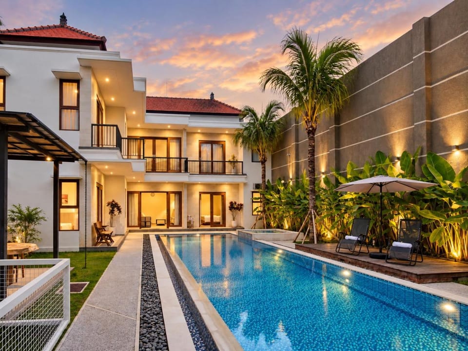 Property building, Swimming pool