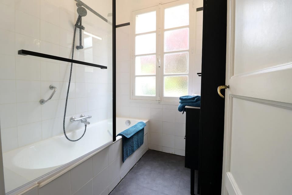 Shower, Bathroom, Bath