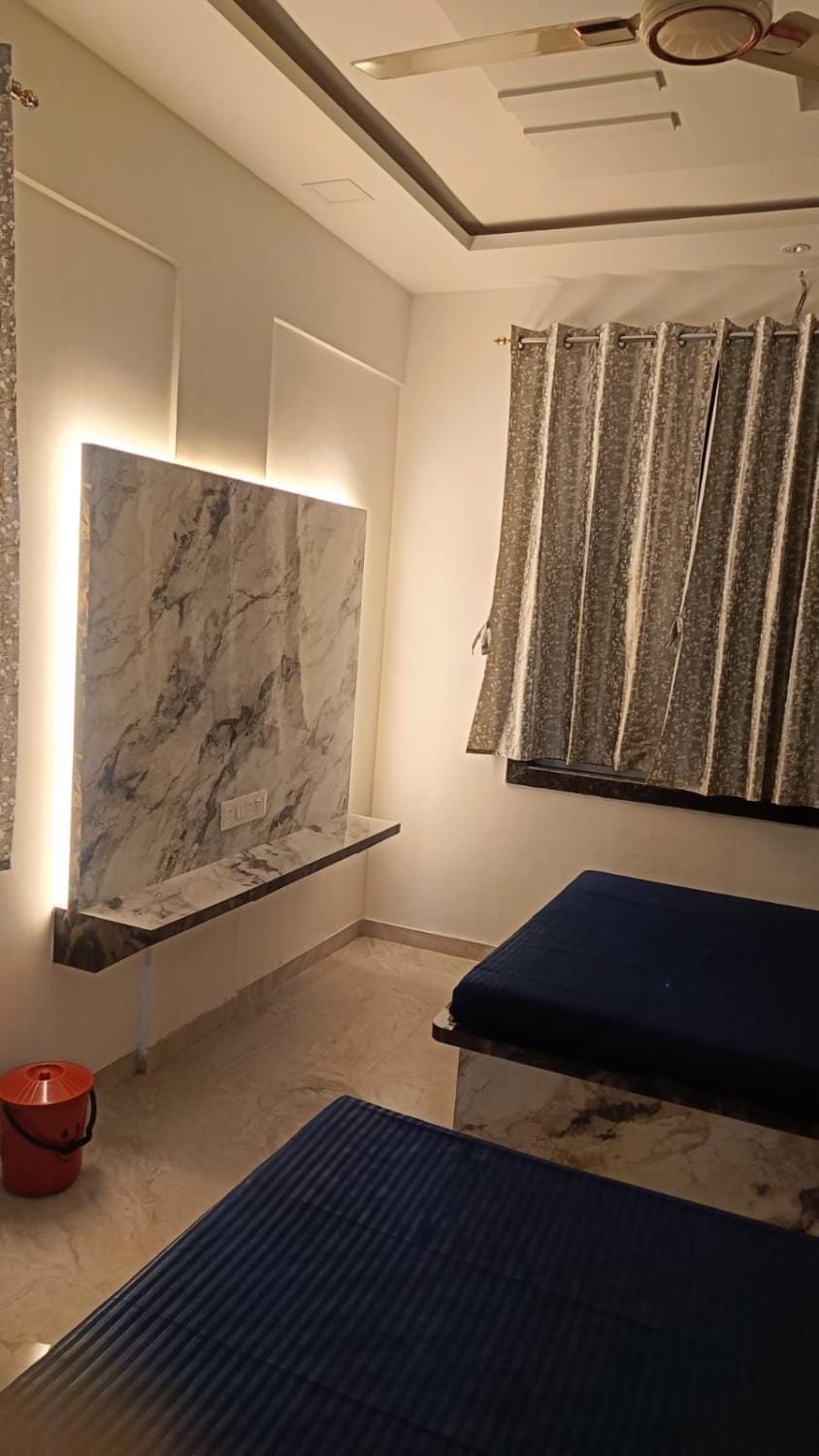 Riddhi siddhi family guest house House in Maharashtra