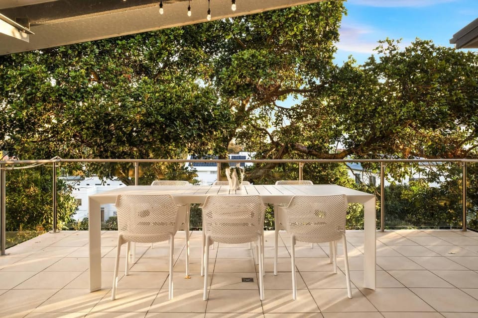 The Bower Southport 3 bedroom Penthouse Apartment with parking Sleeps 6 Apartment in Main Beach