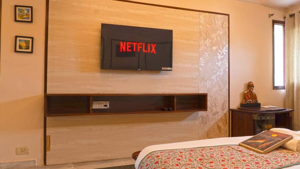 4BR Judge's Abode - An Antique Home in City Center Apartment in Jaipur