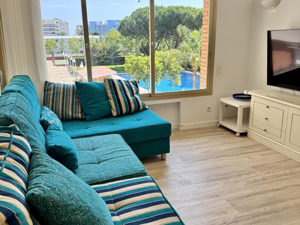AMPLIO APARTAMENTO VISTAS PISCINA Apartment in Salou