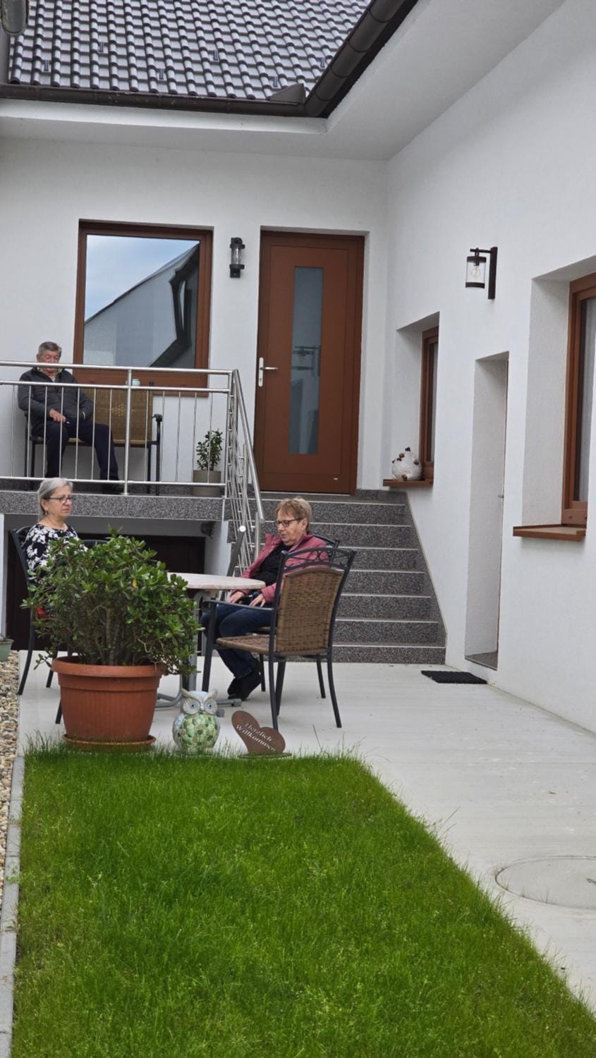 Garden, Seating area